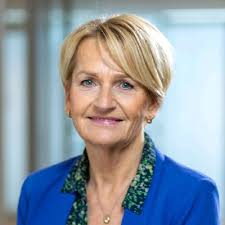 Vanaf deze maand ben ik gestart als Marketing & Communicatie Manager bij  BRiQ real estate. 🏢 De vastgoedwereld is dynamisch en kent veel facetten.  Ik kijk ernaar uit om me hier volledig