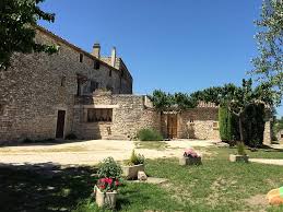 Le Mas De Linde Camping Gites Et Gardiennage Caravanes Vallon Tourisme