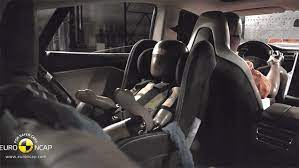 Tesla's model 3 received top marks from safety organizations in north america, europe, and australia, including a five star crash test safety rating from consumer information agency euroncap and a 2019 top safety pick+ from the. Gif Tesla Model S Scored Rating Animated Gif On Gifer By Agamahuginn