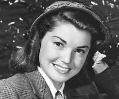 Wet And Wild Facts About Esther Williams, The Hollywood Mermaid