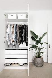 Hideaway Storage Ideas For Small Spaces Chryssa Home Decor Home Decor Slaapkamer Slaapkamerideeen Minimalistische Kamer