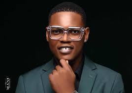 Bénin: Alain Kenneth s'offre une Mercedes-Benz Gle 350 (vidéo)