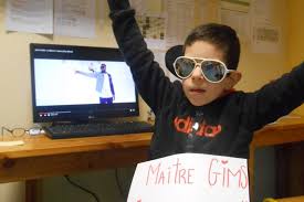 Mcm top la musique française. Vendee Martin Et Ses Copains Invitent Maitre Gims A Venir Voir Leur Clip Le Journal Du Pays Yonnais