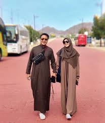 Www.tokopedia.com jual basic maxi dress baju. Mix Match Baju Koko Biar Makin Stylish Kayak Seleb
