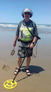 Beach better have my money t shirt. Saw This Guy On The Beach With A Metal Detector He Said His Grandkids Bought Him This Shirt Imgur