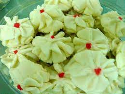 Jom buat kuih raya 2 bahan (kacang dan coklat). 338 Biskut Bunga Cina Dahlia