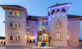 5 mai 2021 in cunoaște românia: CaÈtigÄ O Noapte RomanticÄ Pentru DouÄ Persoane In Cel Mai Luxos Hotel Din Romania