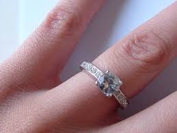 Mitos Dan Fakta Mengenai Cincin Tunangan Passion Jewelry