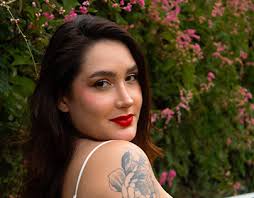 Sara Ribeiro Projects :: Photos, videos, logos, illustrations and branding  :: Behance