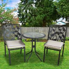 Embrace this summer trend rattan furniture shop now ». Decorative Bistro Set
