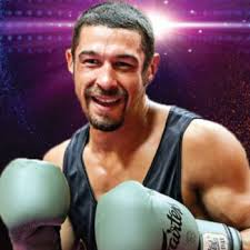 Kenny Guzman's Instagram, Twitter & Facebook