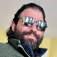 Which roll is best for a wave frame in Destiny 2?