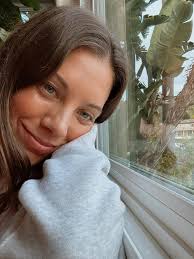 What if…? Take a minute and imagine how life would look if everything  worked out. If you feel comfortable, tell me in the comments what a life  where everything works out would