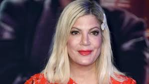 On the beverly hills, 90210 reboot, tori spelling is struggling to make ends meet, but what is her net worth in real life? Beverly Hills 90210 Star Tori Spelling Baby Nummer 6 Sie Aussert Sich Zu Den Geruchten Bunte De