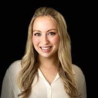 Amy Buswell's Instagram, Twitter & Facebook