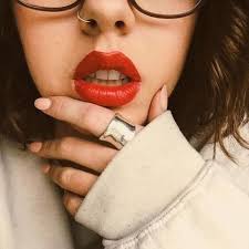 Allyson Coan's Instagram, Twitter & Facebook