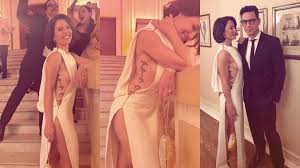 Marjorie Estiano posa com vestido decotado e exibe tatuagem polêmica