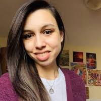 Jasmine Sablan's Instagram, Twitter & Facebook