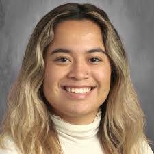 Serena Doyle's Instagram, Twitter & Facebook