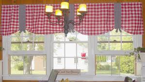 north shore bungalow: simple kitchen