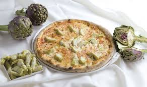 Für den teig 500 g glattes dinkelmehl in einer großen schüssel mit 1 pkg. Pizza Mit Artischocken Rezepte Menu Srl Industria Specialita Alimentari