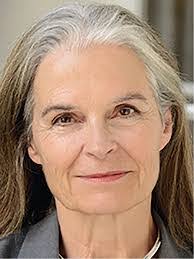 Betsy Platt's Instagram, Twitter & Facebook