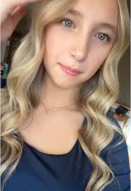 @❄︎ 𝐫𝐨𝐰𝐲𝐧 ❄︎ told to post