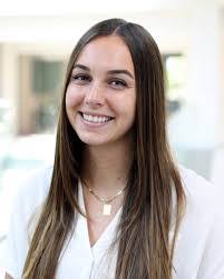 Laura Rupert's Instagram, Twitter & Facebook