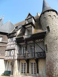 Epingle Par Fred M Sur European Castles Louviers Le Manoir Les Regions De France