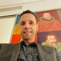 2200+ profils pour “Ruelle”