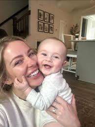 Low quality picture, but having the best morning with happy 6 month old 🥹