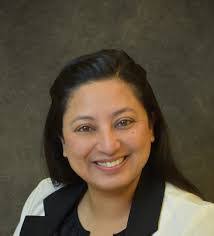 Diana Knecht's Instagram, Twitter & Facebook