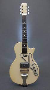 Pin By Nick Kaine On One Pickup Is All You Need Bass Guitar Notes Vintage Electric Guitars Guitar