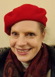 Mona Hess's Instagram, Twitter & Facebook