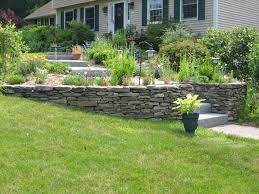 Innovative Retaining Wall Landscaping Ideas 1000 Images About Retaining Wall Ideas On Pi Landscaping Retaining Walls Stone Walls Garden Landscaping Inspiration