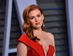 This beautiful hairstyle of isla fisher is very reminiscent of 50's looks. Isla Fisher 100 Celebrity Hairstyles From 2018 That We Re Definitely Using As Inspiration This Year Popsugar Beauty Photo 56