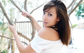 康妮·卡特(Connie Carter)，來自捷克的最佳女演員- 頭條匯