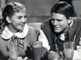 Are you happy with your life as it is? Can You Answer 12 Happy Days Questions Quizpug