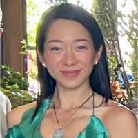 Ellen Lenihan's Instagram, Twitter & Facebook