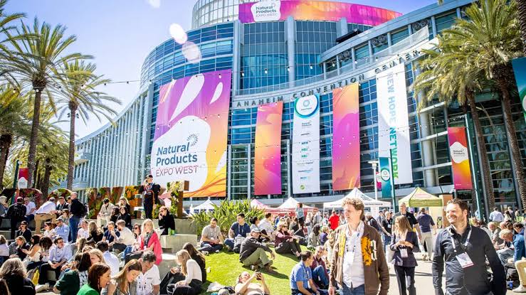 Storytelling helps new products pop at Expo West | Food Dive