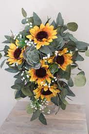 Flowers are an indispensable part of any wedding décor, whatever theme and style you've chosen it may be an elegant one or two tone bouquet or a multicolor wedding bouquet with all the jewel tones possible, from emerald to don't be afraid to mix luxurious tones altogether because jewel shades blend perfectly. Boutonnieres Order Silk Wedding Flowers Online Love Is Blooming Blog Silk Wedding Flowers And Bouquets Online Love Is Blooming