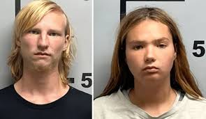 Arkansas Couple Arrested for Allegedly Trying to Trade Baby for a Six-Pack  of Beer and Cash