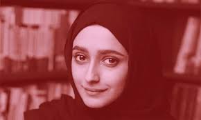 الأحد 20 حزيران/ يونيو، قضت المدافعة الإماراتية البارزة عن حقوق الإنسان، آلاء الصديق (33 عاماً)، في مدينة أكسفورد بلندن، حيث لجأت، في حادث سير وصف بأنه عرضي. Otcdugvcni5kkm