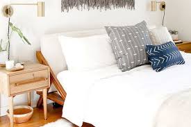 This gives you a sense of completeness whenever you see yourself. 10 Feng Shui Rules For Decorating With Mirrors