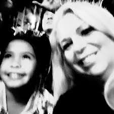 Lisa Fein's Instagram, Twitter & Facebook