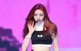 Dengan nama ini aku ingin jadi yang nomor satu, kata ryujin. Yuna Itzy Bikin Tertawa Ketika Jelaskan Makna Di Balik Nama Inggrisnya Hussey