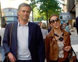 Cette saison, mourinho a subi 10 défaites en championnat en une seule campagne pour la josé mournho. Matilde Faria 5 Facts About Jose Mourinho S Wife Bio Wiki