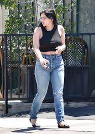 Ariel Winter Ariel Winter Celebrity Style Mom Jeans