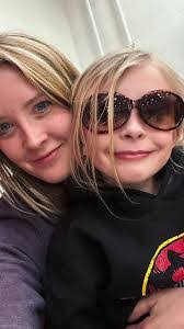 Sandra Arndt's Instagram, Twitter & Facebook