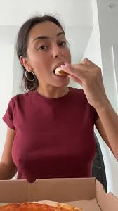 #viralshorts #challenge #dance #reelsindia #adsonreels #girlstrip #fbpost